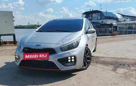 KIA cee'd GT II, 2014 год, 1 350 000 рублей, 13 фотография