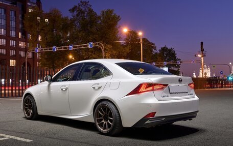 Lexus IS III, 2019 год, 3 000 000 рублей, 4 фотография
