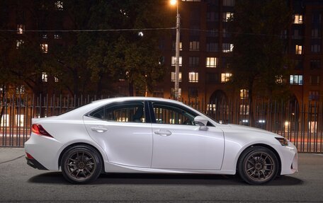 Lexus IS III, 2019 год, 3 000 000 рублей, 5 фотография