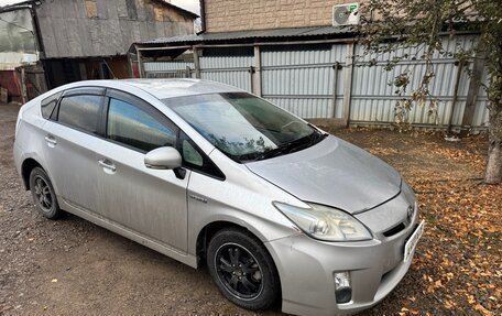 Toyota Prius, 2010 год, 640 000 рублей, 6 фотография