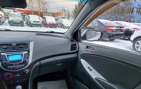 Hyundai Solaris II рестайлинг, 2012 год, 710 000 рублей, 10 фотография