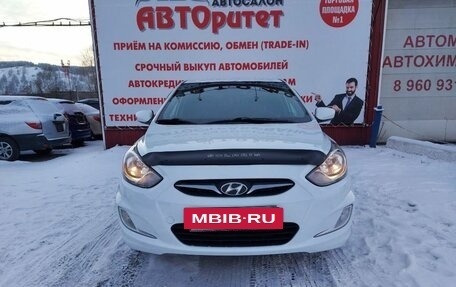 Hyundai Solaris II рестайлинг, 2012 год, 710 000 рублей, 3 фотография