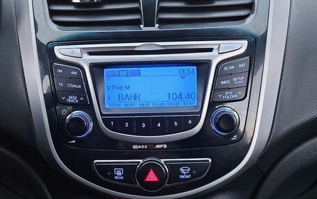 Hyundai Solaris II рестайлинг, 2012 год, 710 000 рублей, 13 фотография