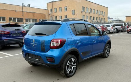 Renault Sandero II рестайлинг, 2022 год, 1 268 000 рублей, 2 фотография