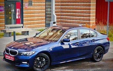 BMW 3 серия, 2019 год, 4 200 000 рублей, 1 фотография