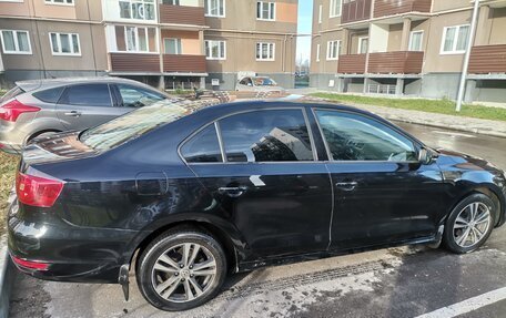 Volkswagen Jetta VI, 2011 год, 720 000 рублей, 2 фотография