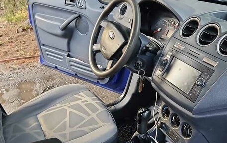 Ford Tourneo Connect I, 2010 год, 450 000 рублей, 4 фотография