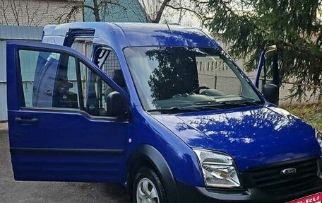 Ford Tourneo Connect I, 2010 год, 450 000 рублей, 2 фотография