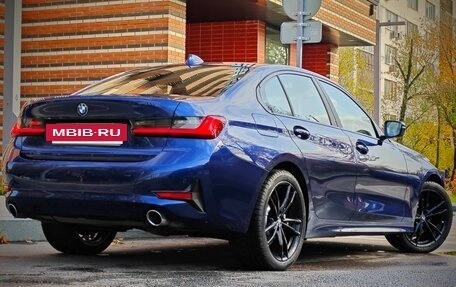 BMW 3 серия, 2019 год, 4 200 000 рублей, 3 фотография