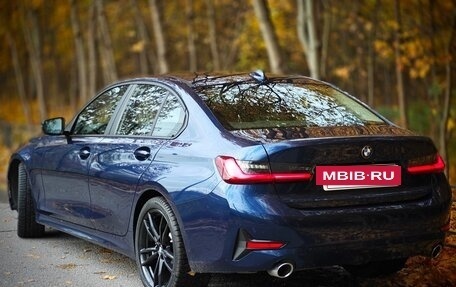 BMW 3 серия, 2019 год, 4 200 000 рублей, 15 фотография