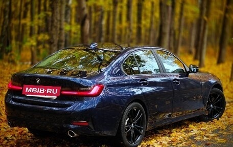 BMW 3 серия, 2019 год, 4 200 000 рублей, 14 фотография