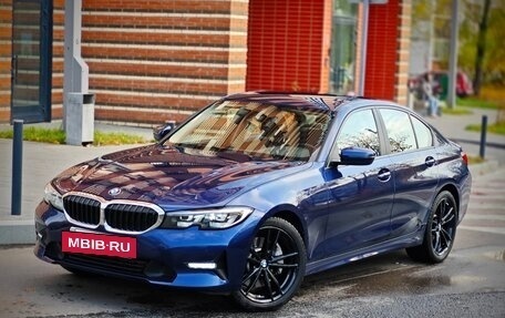 BMW 3 серия, 2019 год, 4 200 000 рублей, 13 фотография