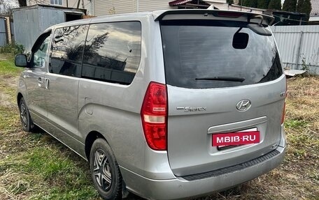 Hyundai Grand Starex Grand Starex I рестайлинг 2, 2011 год, 1 550 000 рублей, 4 фотография