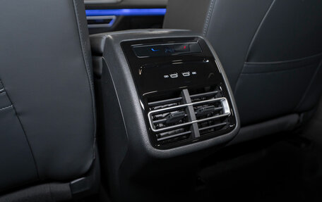 Volkswagen Tiguan, 2025 год, 5 200 000 рублей, 14 фотография