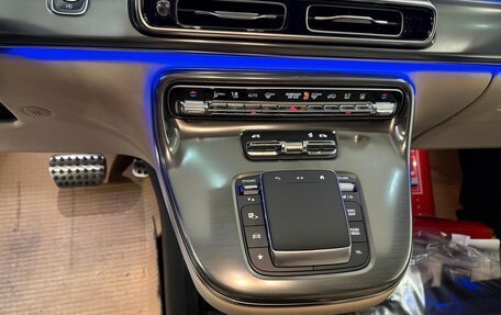 Mercedes-Benz V-Класс, 2025 год, 17 990 000 рублей, 15 фотография