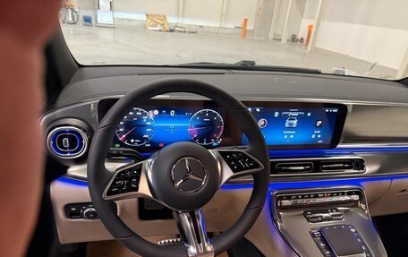 Mercedes-Benz V-Класс, 2025 год, 17 990 000 рублей, 12 фотография