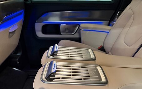 Mercedes-Benz V-Класс, 2025 год, 17 990 000 рублей, 28 фотография