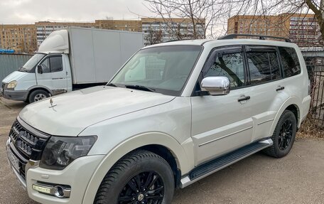 Mitsubishi Pajero IV, 2019 год, 3 890 000 рублей, 5 фотография