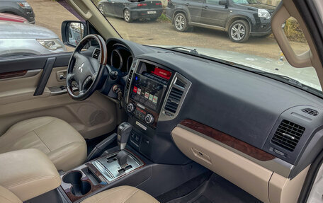 Mitsubishi Pajero IV, 2019 год, 3 890 000 рублей, 12 фотография