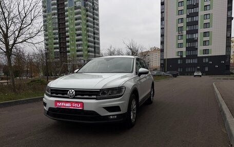 Volkswagen Tiguan II, 2020 год, 2 300 000 рублей, 1 фотография