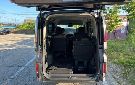 Honda Stepwgn IV, 2021 год, 1 936 000 рублей, 7 фотография