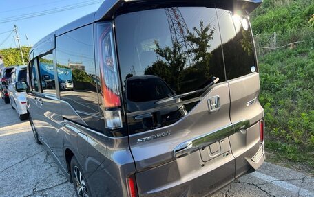 Honda Stepwgn IV, 2021 год, 1 936 000 рублей, 2 фотография