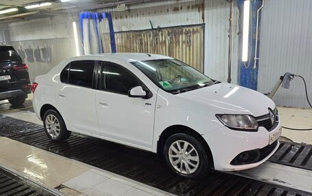 Renault Logan II, 2017 год, 750 000 рублей, 4 фотография