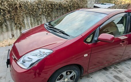Toyota Prius, 2005 год, 870 000 рублей, 8 фотография