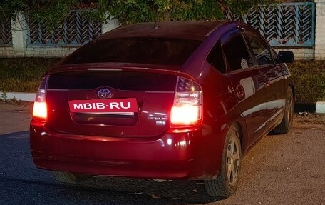 Toyota Prius, 2005 год, 870 000 рублей, 9 фотография