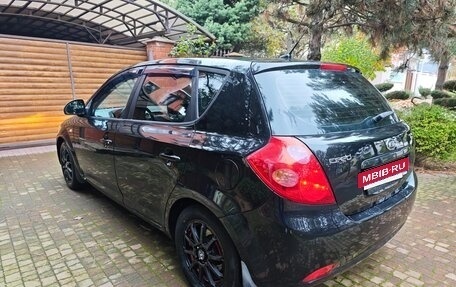 KIA cee'd I рестайлинг, 2008 год, 695 000 рублей, 12 фотография