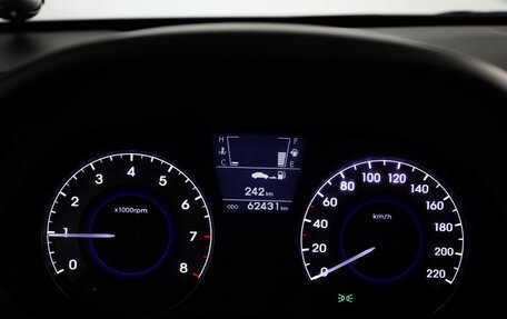 Hyundai Solaris II рестайлинг, 2011 год, 799 000 рублей, 11 фотография