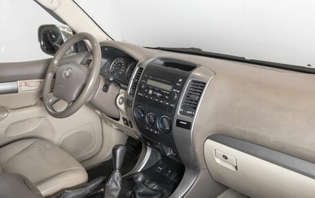 Toyota Land Cruiser Prado 120 рестайлинг, 2004 год, 1 709 000 рублей, 4 фотография