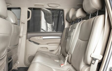 Toyota Land Cruiser Prado 120 рестайлинг, 2004 год, 1 709 000 рублей, 14 фотография