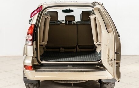 Toyota Land Cruiser Prado 120 рестайлинг, 2004 год, 1 709 000 рублей, 12 фотография