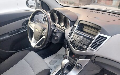 Chevrolet Cruze II, 2012 год, 820 000 рублей, 23 фотография