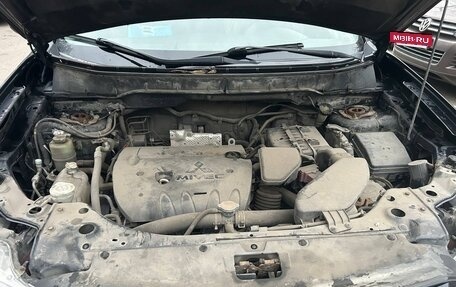 Mitsubishi Outlander III рестайлинг 3, 2011 год, 1 500 000 рублей, 8 фотография