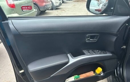 Mitsubishi Outlander III рестайлинг 3, 2011 год, 1 500 000 рублей, 10 фотография