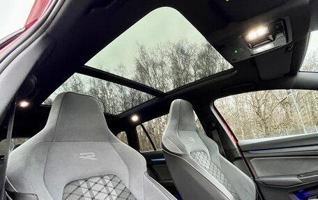 Volkswagen Golf VIII, 2021 год, 3 150 000 рублей, 10 фотография