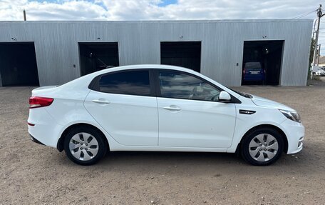 KIA Rio III рестайлинг, 2017 год, 848 000 рублей, 4 фотография