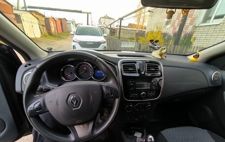 Renault Sandero II рестайлинг, 2016 год, 860 000 рублей, 4 фотография