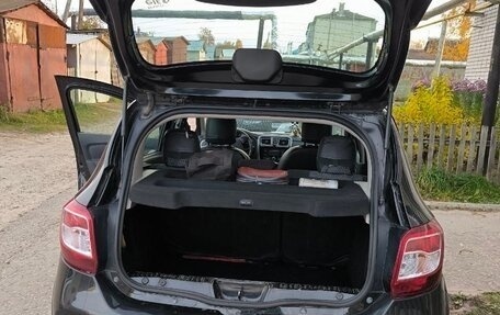 Renault Sandero II рестайлинг, 2016 год, 860 000 рублей, 3 фотография