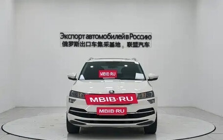 Skoda Karoq I, 2022 год, 1 990 000 рублей, 2 фотография