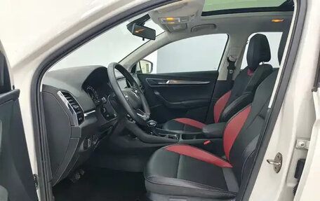 Skoda Karoq I, 2022 год, 1 990 000 рублей, 7 фотография