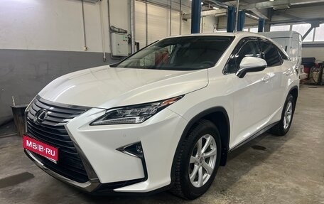 Lexus RX IV рестайлинг, 2017 год, 4 200 000 рублей, 1 фотография