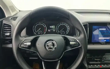 Skoda Karoq I, 2022 год, 1 990 000 рублей, 12 фотография