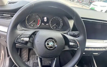 Skoda Octavia IV, 2022 год, 2 180 000 рублей, 15 фотография