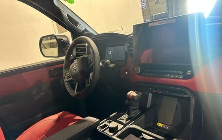 Toyota Tundra, 2025 год, 13 990 000 рублей, 9 фотография