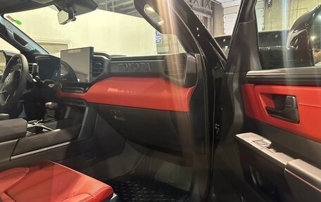 Toyota Tundra, 2025 год, 13 990 000 рублей, 6 фотография