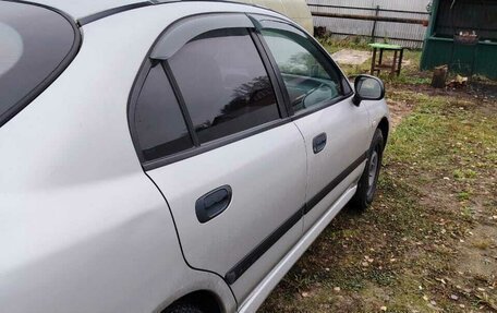 Mitsubishi Carisma I, 2002 год, 300 000 рублей, 13 фотография