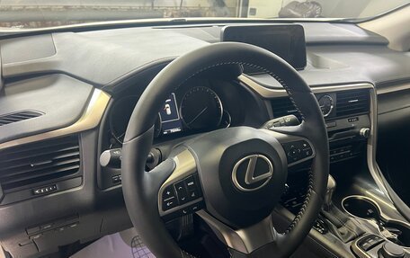 Lexus RX IV рестайлинг, 2017 год, 4 200 000 рублей, 11 фотография